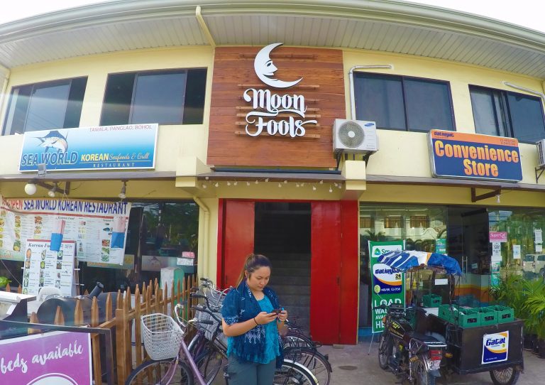 Moon Fools Hostel – Bohol